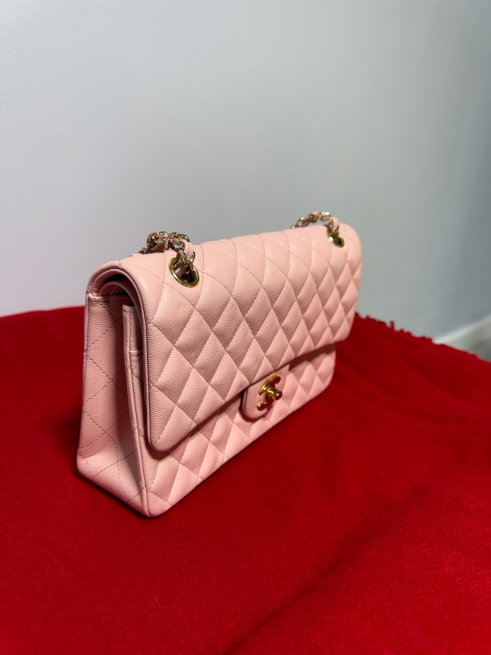 Quilted Shoulder caviar  medium  Bag in Soft Pink with Gold Hardware - Picture 2 of 9